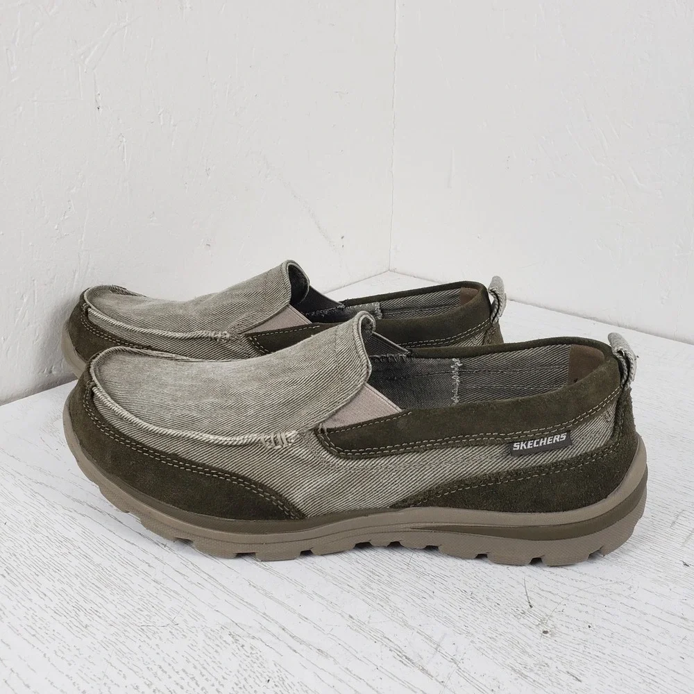 Skechers‎ Superior Milford Men's Size 10 EEE Relaxed Olive Green Canvas Loafers